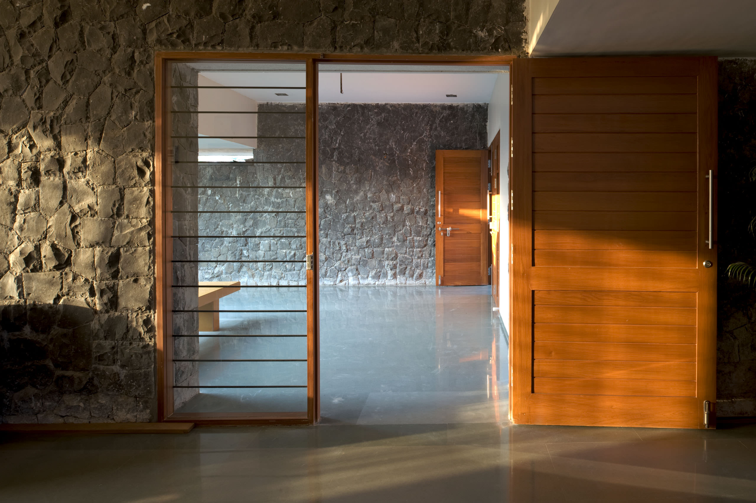 Opolis Architects, Bombay  |  Sarpanch House, Akluj